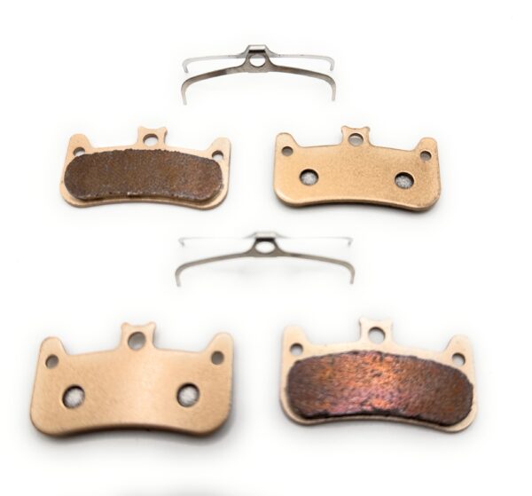2 Bike brake pads sintered for  Formula Cura 4. The Bicycle Replacement Part for OEM Brakes for high Braking Power and Quiet Stops.